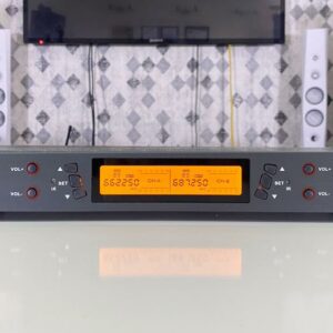 Micro không dây AAP K900F: Sự lựa chọn hoàn hảo cho dàn karaoke của bạn